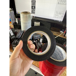 Băng keo xốp đen 2 mặt xanh hoặc đỏ loại tốt để dán bảng biển số nhà , biển công ty