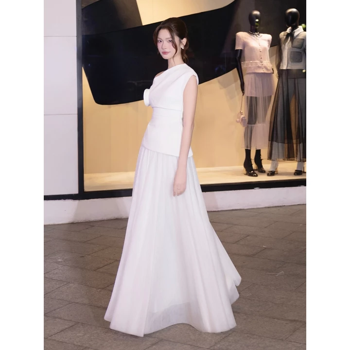 BBSTORE'S Áo Kiểu Tiệc Form Peplum Cổ Xéo Xoắn Hoa 3D Tà Xéo - A4545B