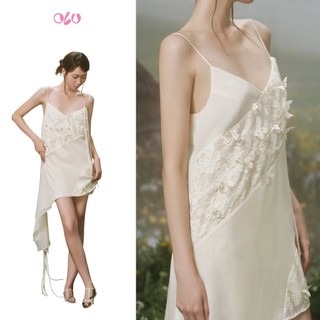 Đầm dây OLV cổ V lệch tà quyến rũ Cream Butterfly Strappy Dress họa tiết bướm phù hợp đi tiệc