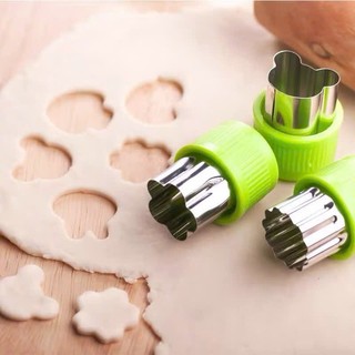 Khuôn Đa Năng Tạo Hình Hoa Quả, Thiết Kế Độc Đáo cho nhiều hình thù sinh động và bắt mắt.