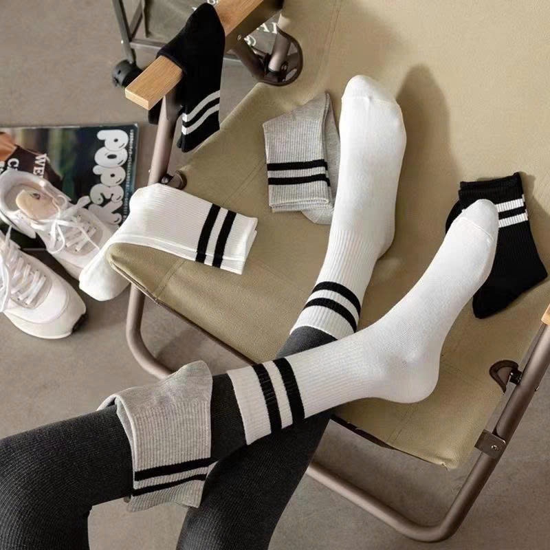 [XẢ TẾT]10 đôi tất đen trắng sọc kẻ  cấp Unisex cổ cao - cổ lỡ - cổ thấp chất liệu cotton mềm mại