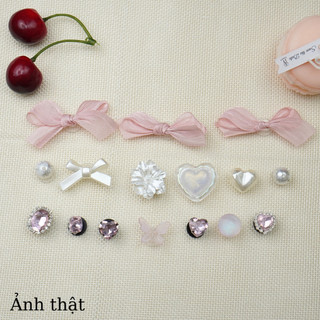 Bộ 16 Sticker, Charm 3D chủ đề Nơ voan ruby nhựa cứng gắn Dép Sục, Cá Sấu Mita JB-400
