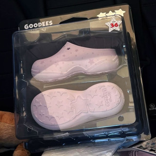 Dép Clog Goodess Star Fluffy By GOODBAI 6cm - Chính Hãng