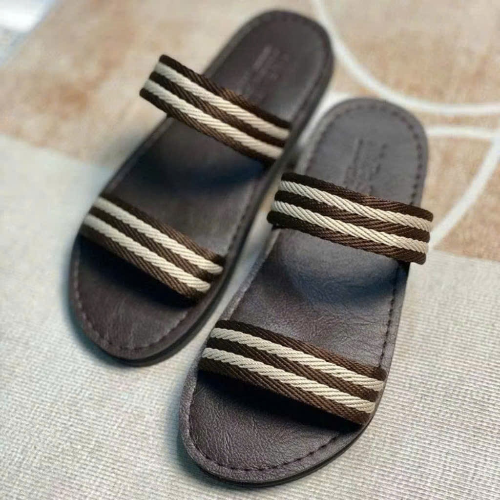 Dép sandal quai ngang kẻ đen – Thời trang tiện lợi, nhẹ nhàng, không đau chân, phù hợp mọi độ tuổi