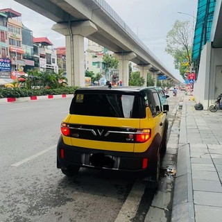 VinFast VF3 miếng dán phản quang đầu đuôi xe  - Giúp xe nổi bật hơn khi lưu thông và đỗ xe ban đêm