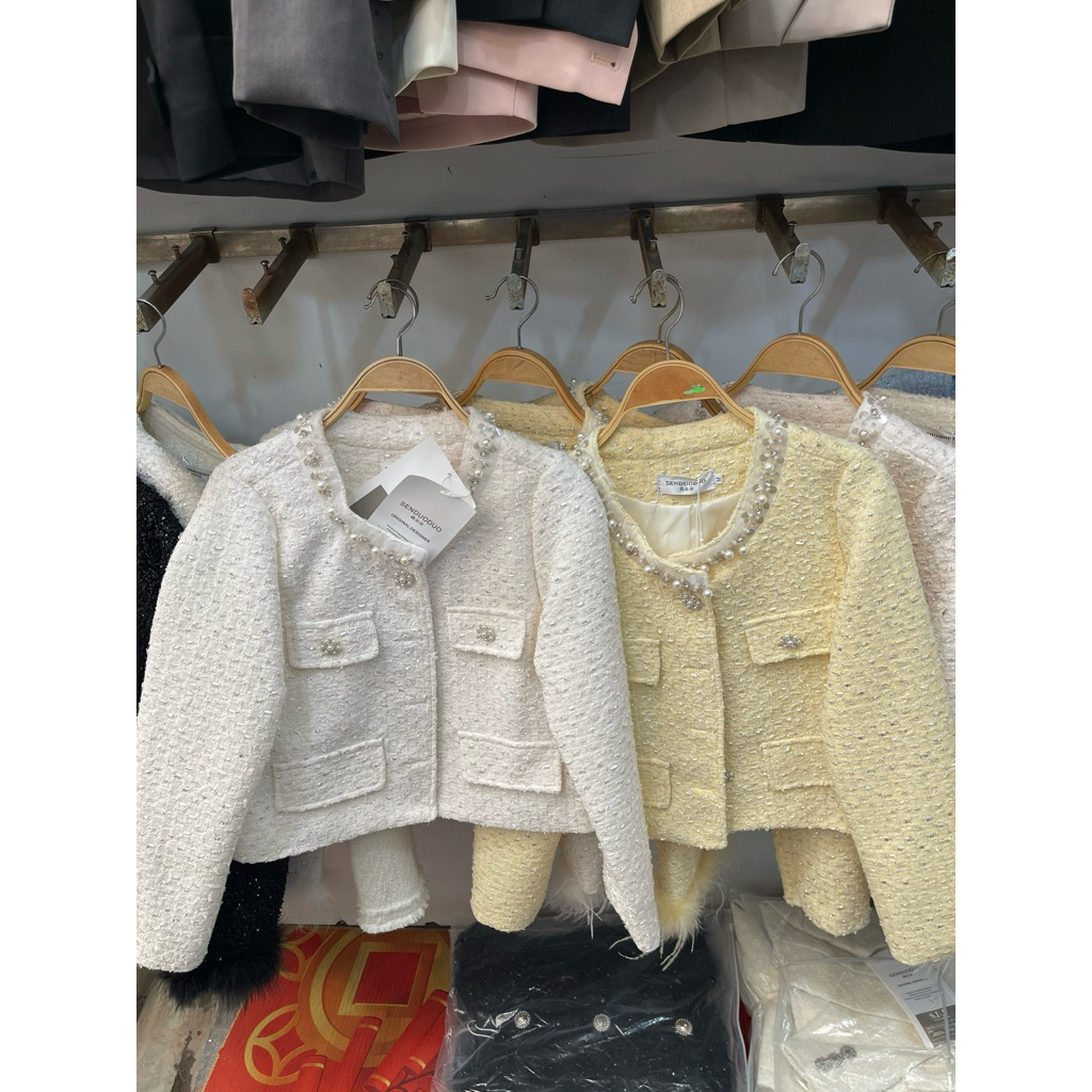 @Ssu.Studio// QCL1 CÓ Sẵn) ÁO DẠ SWEET NEW 2025 cổ đính ngọc hàng quảng châu6829