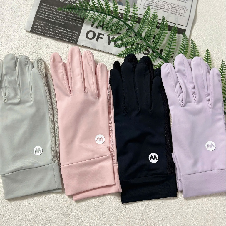 Gang tay chống nắng vải lanh cao cấp,có lớp lưới thoáng khí 2 ngón trỏ có đầu ngón hở tháo ra được rât tiện dụng.