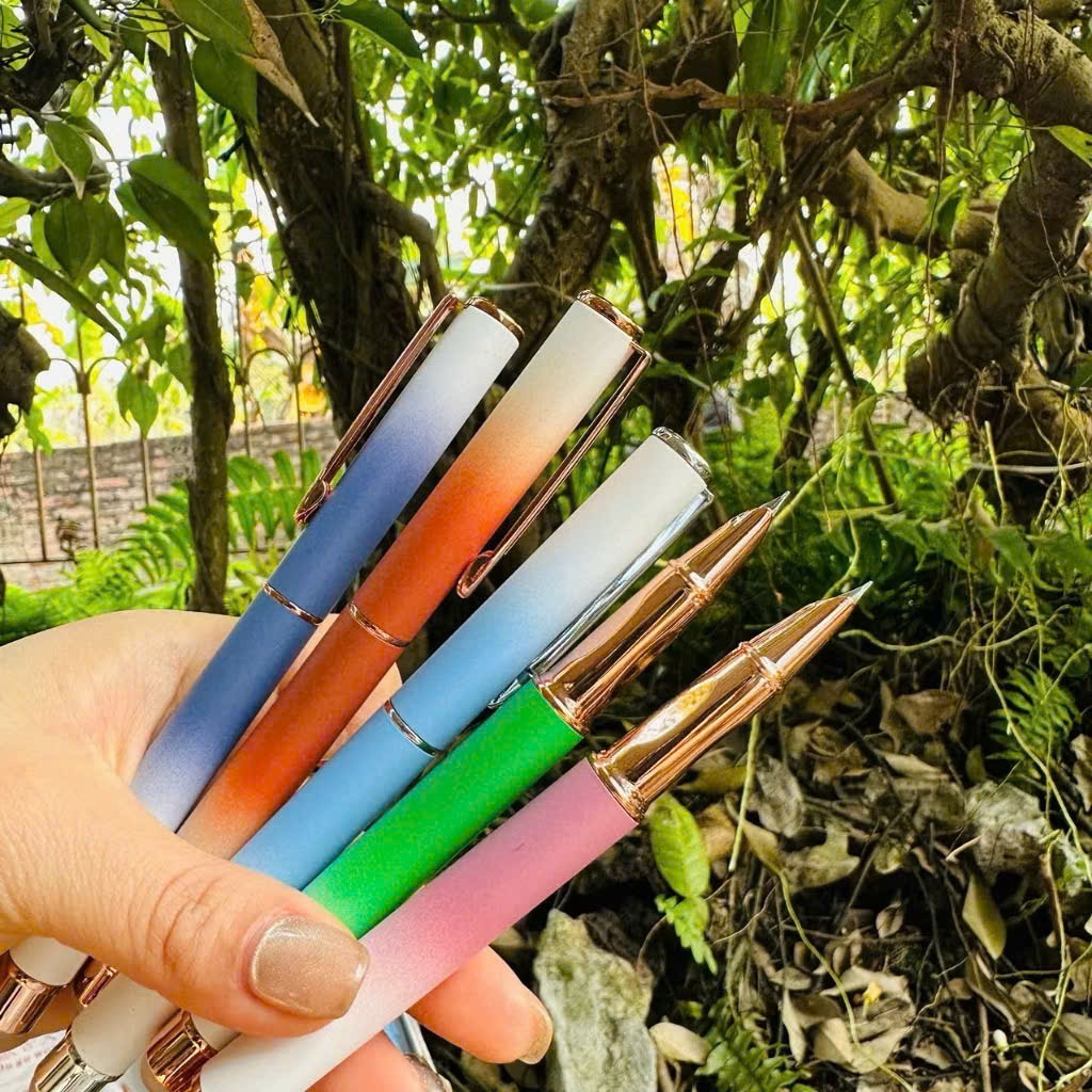 Bút Máy Tẩy Xóa H-01 , Ngòi 0.38mm Viết Êm Trơn Chất Lượng Cao.