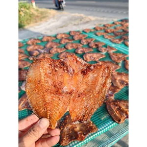 Khô cá phi vuông sóc tỏi ớt vừa ăn không mặn ( còn nữa xương) ,giá tại xưởng