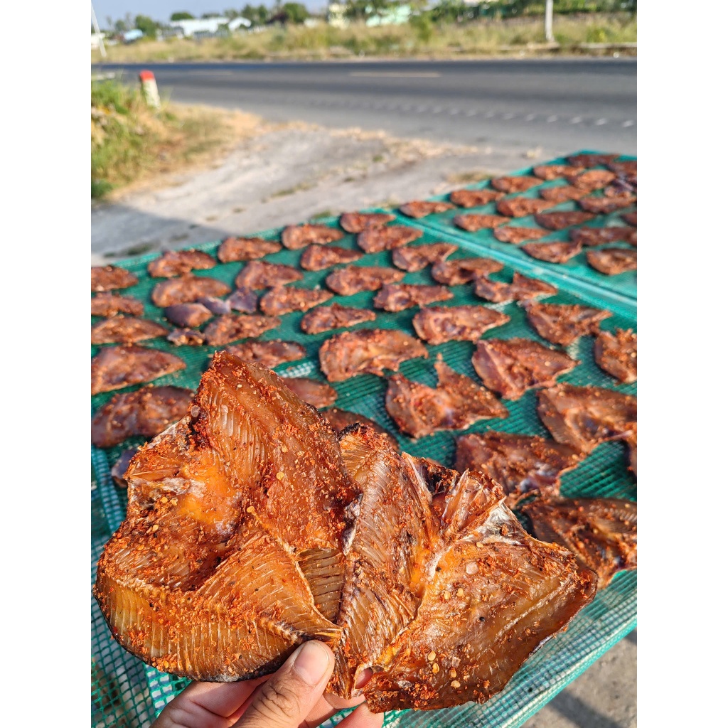 Khô cá phi vuông sóc tỏi ớt vừa ăn không mặn  ( còn nữa xương) ,giá tại xưởng