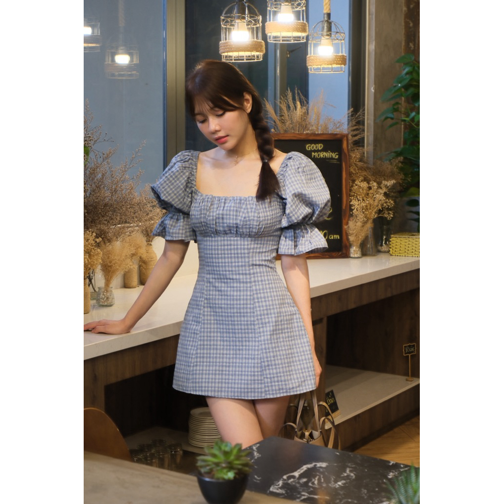 Caro dress tay bồng dáng chữ A