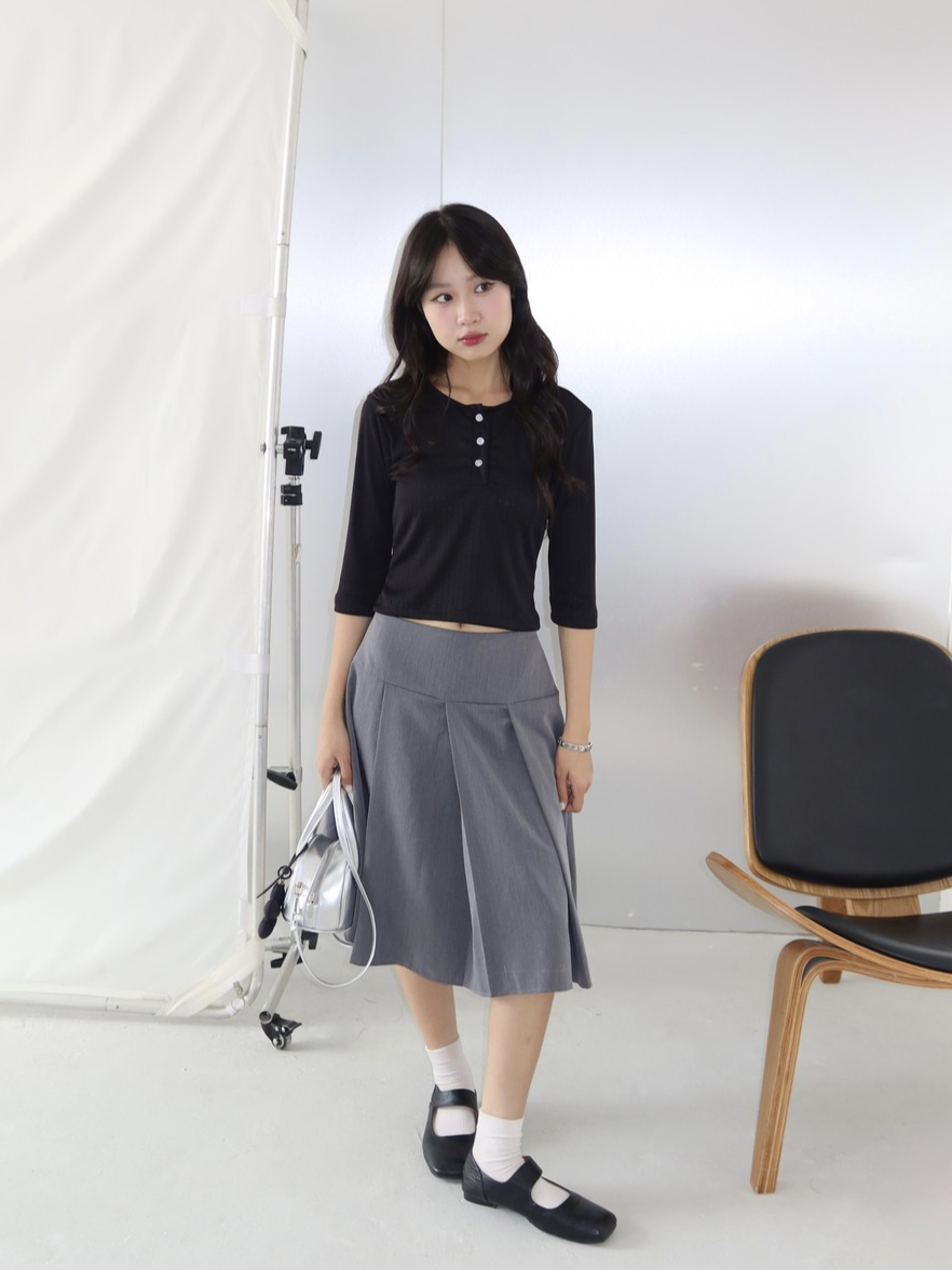 Áo thun nữ tay lỡ SONNA HI - phối cúc ngực, chất cotton mịn - BUTTON HALF SLEEVE TOP
