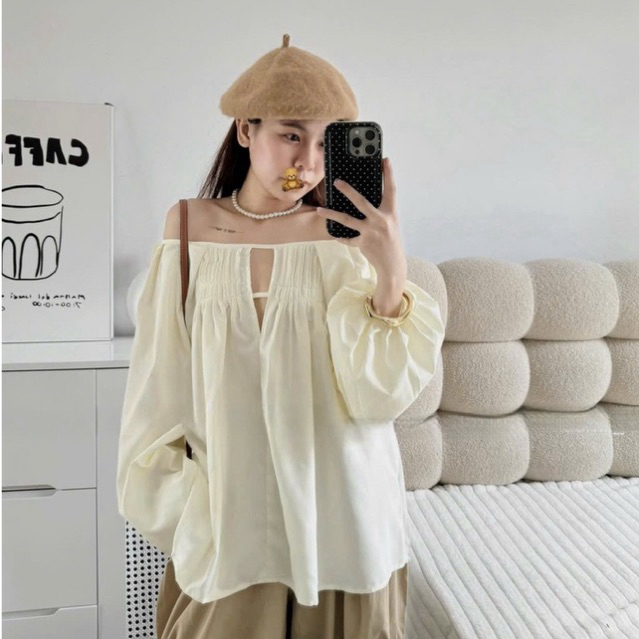 Áo babydoll trễ vai tay bồng thiết kế viền dập ly cách điệu , Áo kiểu nữ hở vai thiết kế đơn giản dễ phối • MIU.STUDIO