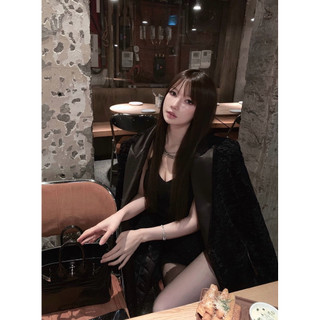 Áo khoác blazer len lông cổ bẻ form suông phong cách sang trọng