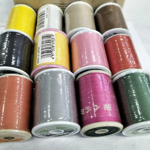 1 CUỘN CHỈ NHẬT 200m.Dùng cho máy may, may tay đều được.