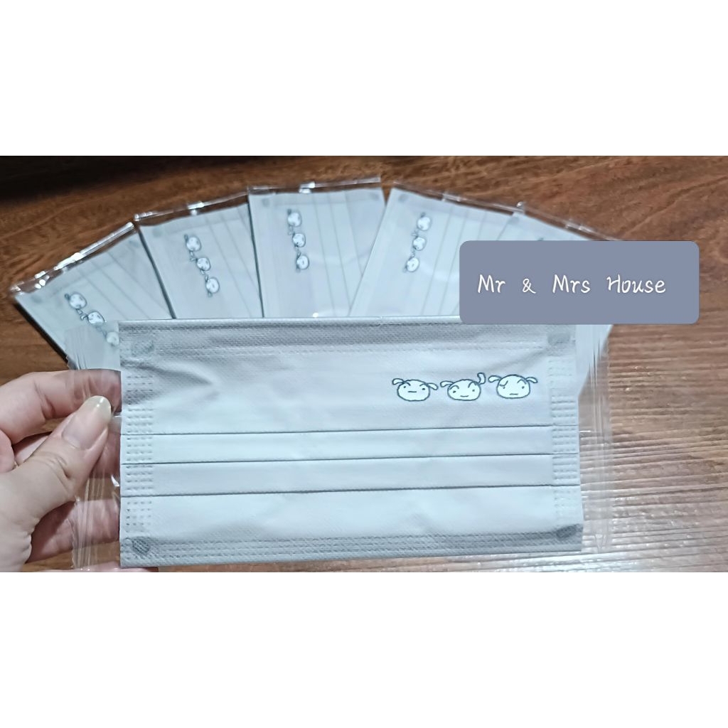 (Set 10/50c) Khẩu Trang Hoạt Hình Gia Đình Shin Người Lớn