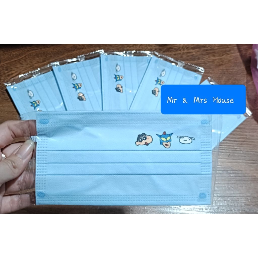 (Set 10/50c) Khẩu Trang Hoạt Hình Gia Đình Shin Người Lớn