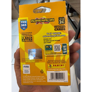 [ Pocket Tin Panini 365 2026 ] Hộp Thẻ Cầu Thủ Bóng Đá Panini Adrenalyn XL 365 2026 25/26 ( 26 Thẻ )