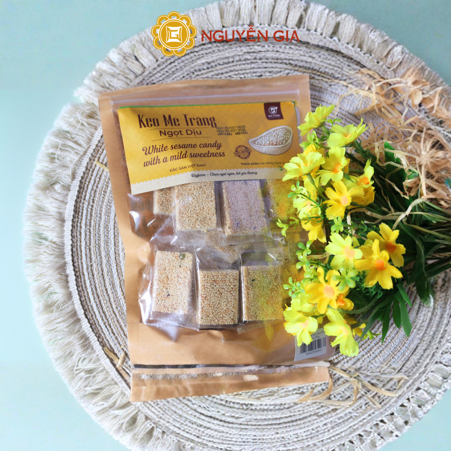 Kẹo Mè Trắng Mix Hạt Bí Xanh Bigfarm 300g NGDAV086