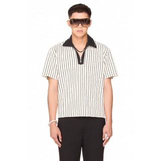 Polo trắng