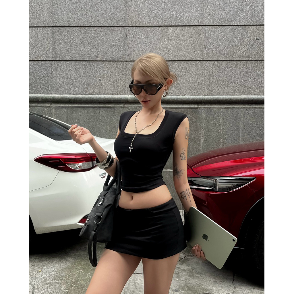 Chân Váy Khaki Ngắn Cạp Trễ Sexy ( Có Lót ) - THUNDEROUS MINI SKIRT / BLACK