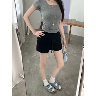 Quần Short Nữ ELEGANTE Chất Liệu Vải Nỉ 2 Da Cao Cấp Cạp Chun Thoáng Mát Phong Cách Thể Thao,