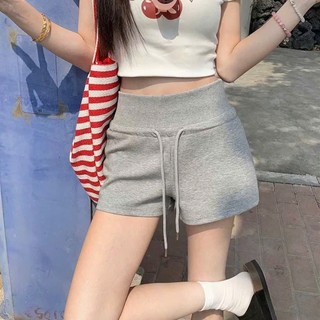 Quần Short Nữ ELEGANTE Chất Liệu Vải Nỉ 2 Da Cao Cấp Cạp Chun Thoáng Mát Phong Cách Thể Thao,