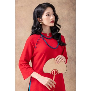 SWANLAKE | Áo Dài Cách Tân Nữ Dáng Suông Chất Vải Linen Cổ Trụ Tay Lỡ Thêu Hoa Đính Nút L13090