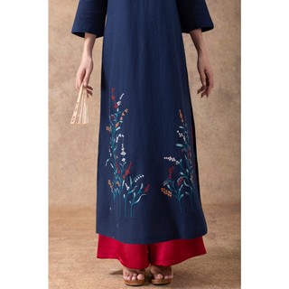SWANLAKE | Áo Dài Tết Cách Tân Nữ Thanh Hoa Phom Suông Chất Vải Linen Thêu Đính Nút L13090