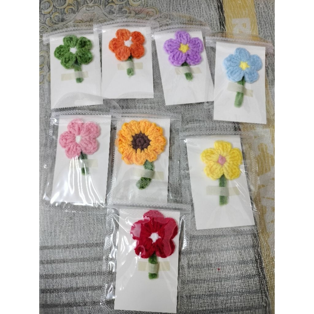 Thiệp Gắn Hoa Len, Thẻ Hoa Quà Tặng ( Thẻ Gắn Hoa Len , Cỏ 4 Lá , Cờ Đỏ /