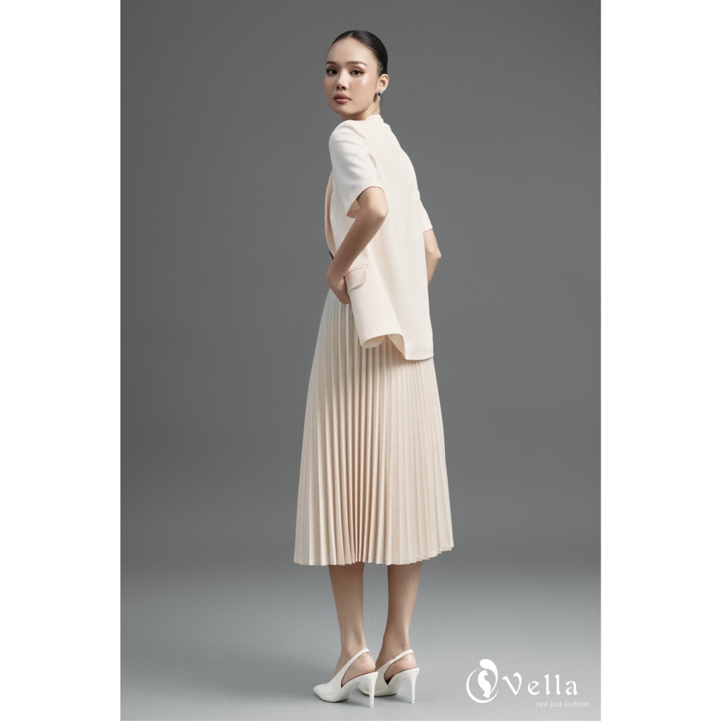 Áo blazer nữ ngắn tay công sở màu đen, kem, nâu Vella VAK25083