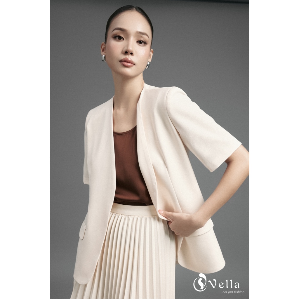 Áo blazer nữ ngắn tay công sở màu đen, kem, nâu Vella VAK25083