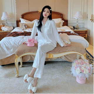 B128 Bộ đồ ngủ lụa dài tay chất liệu lụa latin họa tiết kẻ từ Phương Linh Underwear