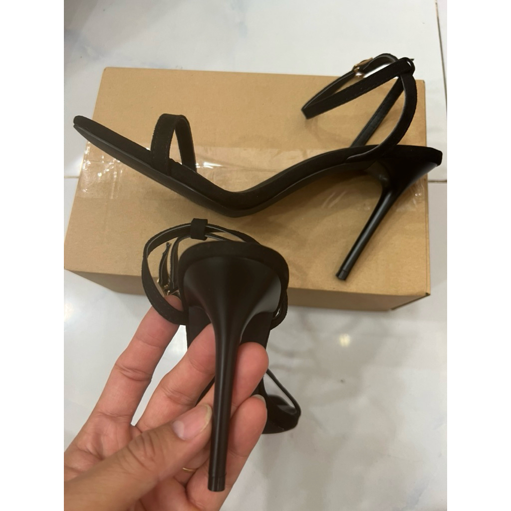 Sandal Mũi Vuông Hở Gót Đen(Đhg)