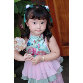 Set kẹp tóc tua rua màu sắc phù hợp với Trung Thu, tết cho bé