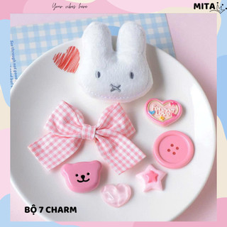 Bộ 7 Sticker, Charm 3D chủ đề Thỏ nơ hồng nhựa cứng gắn Dép Sục, Cá Sấu Mita JB-381