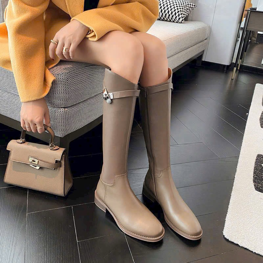 ✨✨Bốt khuy cạnh