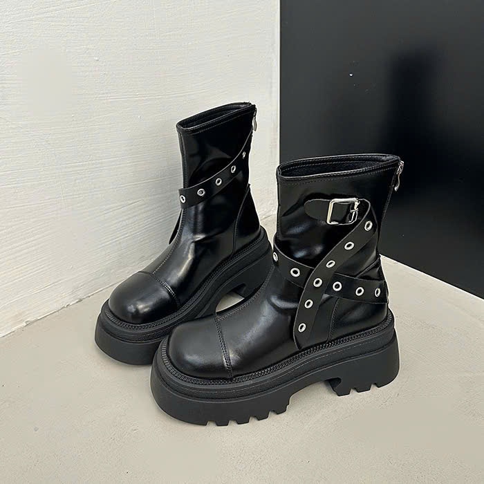 Boots Nữ Cổ Cao, Boots Da Cổ Cao Đế Bánh Mì Khóa Cài Đinh Tán Cá Tính Phá Cách NTshoes B19