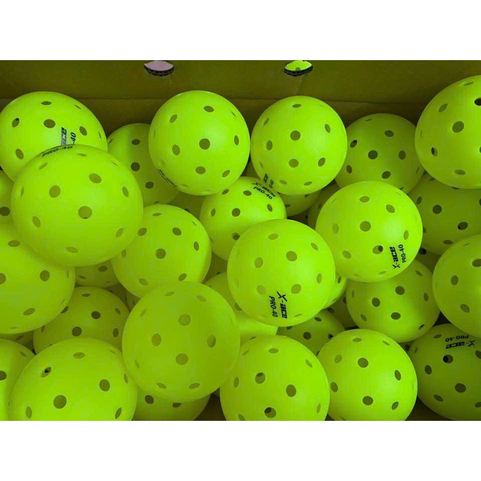 Bóng Pickleball thi đấu X-ACE Pro 40 lỗ chất liệu PE, bền bỉ, chính xác trong từng pha bóng