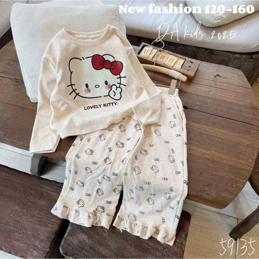 SÉT BỘ TĂM LOVELY KITTY DÀI QUẦN BÈO { BEST } Cho Bé Gái Từ 9-32kg . Chất Liệu Mềm Mịn, Thoáng Mát