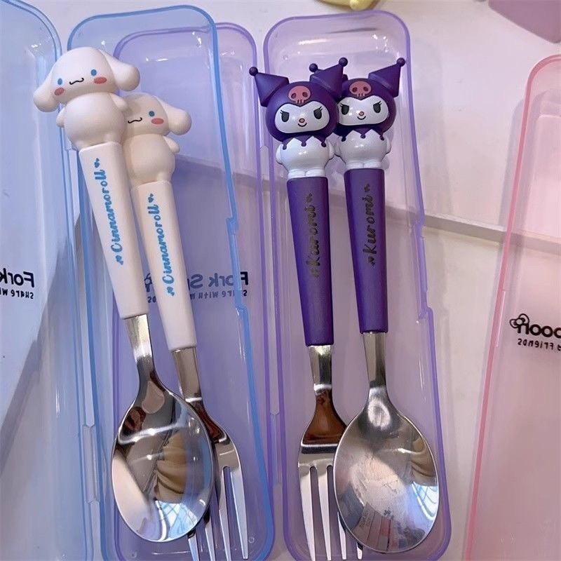 Set 2 Thìa Nĩa Bằng Thép Không Gỉ HĐáng Yêu - Hộp Thìa Ăn Cá Nhân Trẻ Em -tranh