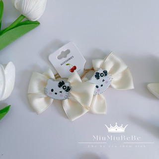 Set 2 kẹp nơ gắn charm hello kitty xinh yêu cho bé