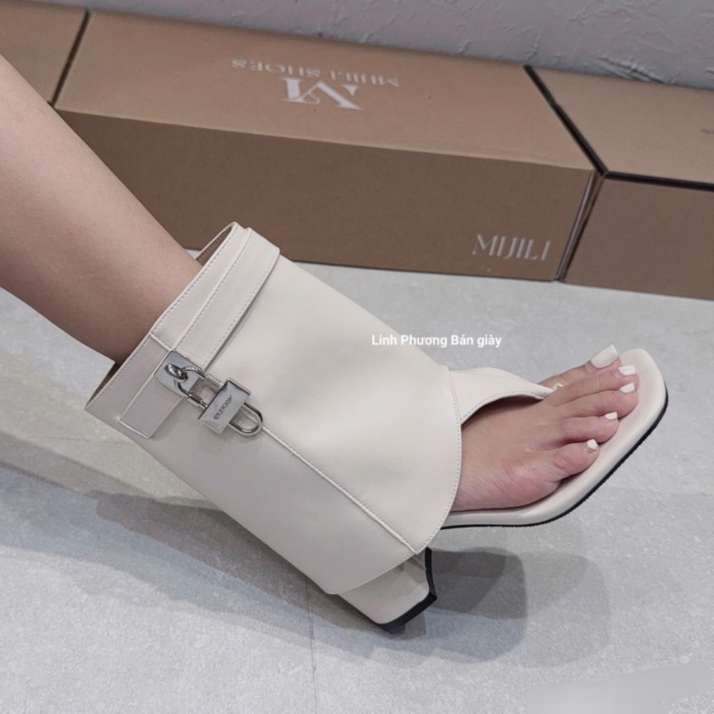 [‼️GIÁ XẢ BỎ MẪU] Boot da khóa xỏ ngón brand MIJILI gót trụ hàng cao cấp fullbox