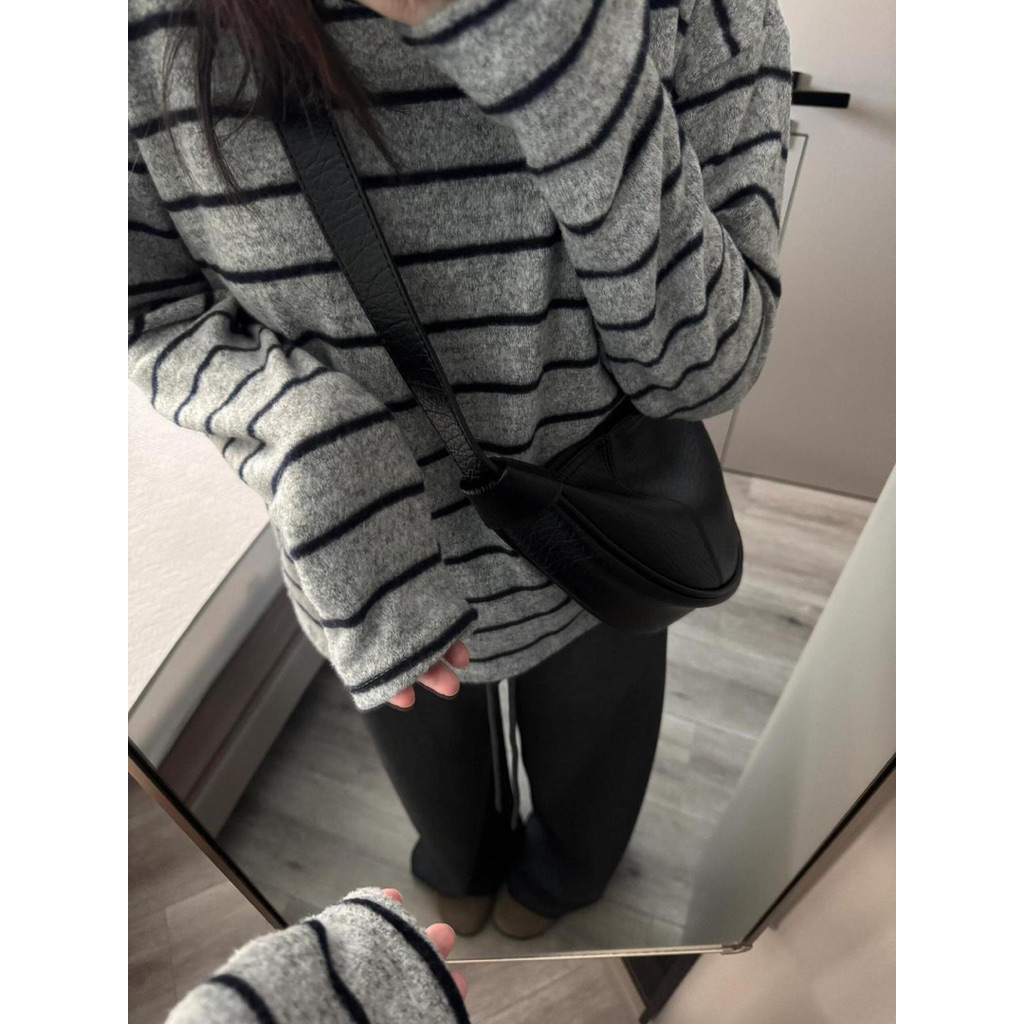 Áo nỉ kẻ ngang basic – dáng rộng unisex mặc siêu xinh 💫