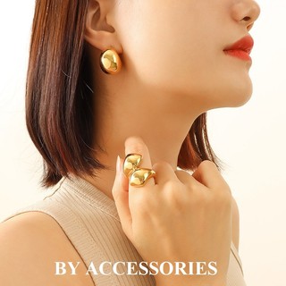 Bông tai nữ titan kiểu ghim dáng chữ C rỗng dáng hạt đậu to cổ điển mạ vàng 18K không gỉ WE2521
