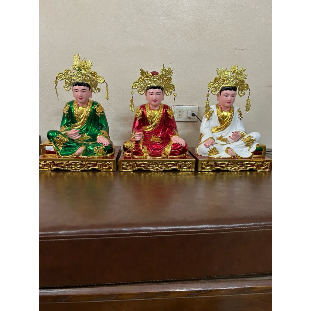 Tượng Tam Toà Thánh Mẫu gỗ mít Sơn son thếp vàng