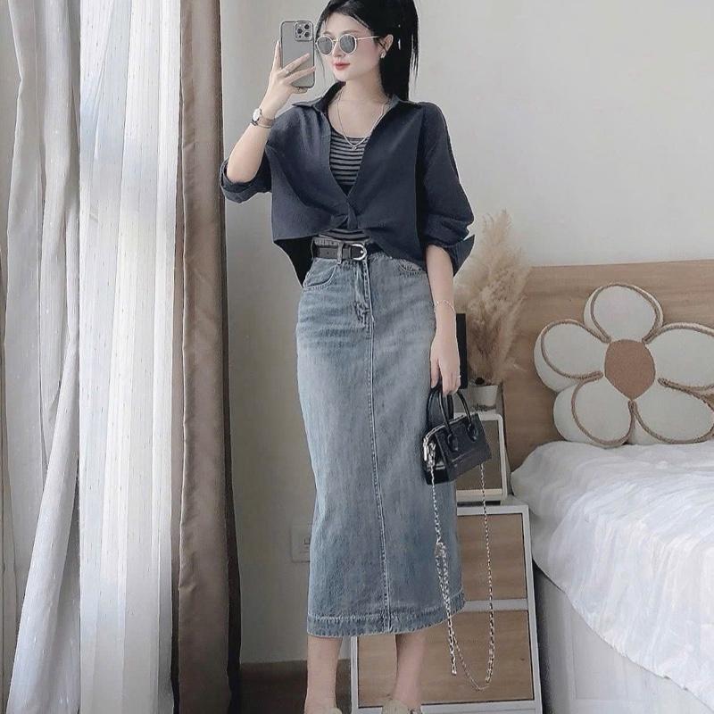 Chân Váy Jean Nữ Dài Thêu Đắp Túi CHEZI HOUSE, Chân Váy Bò Nữ Dáng Suông Chữ A Xẻ Sau Xanh Mài #8352