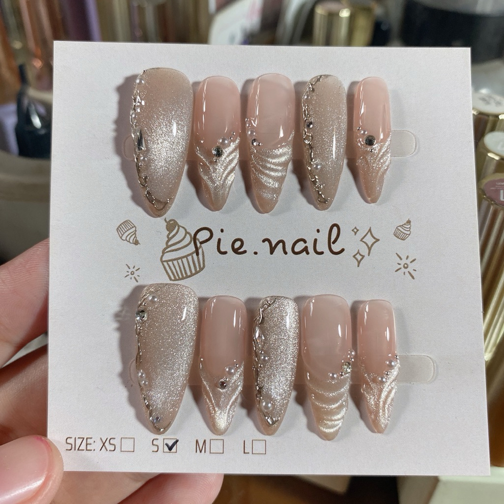 435. nailbox mắt mèo kim cương nude