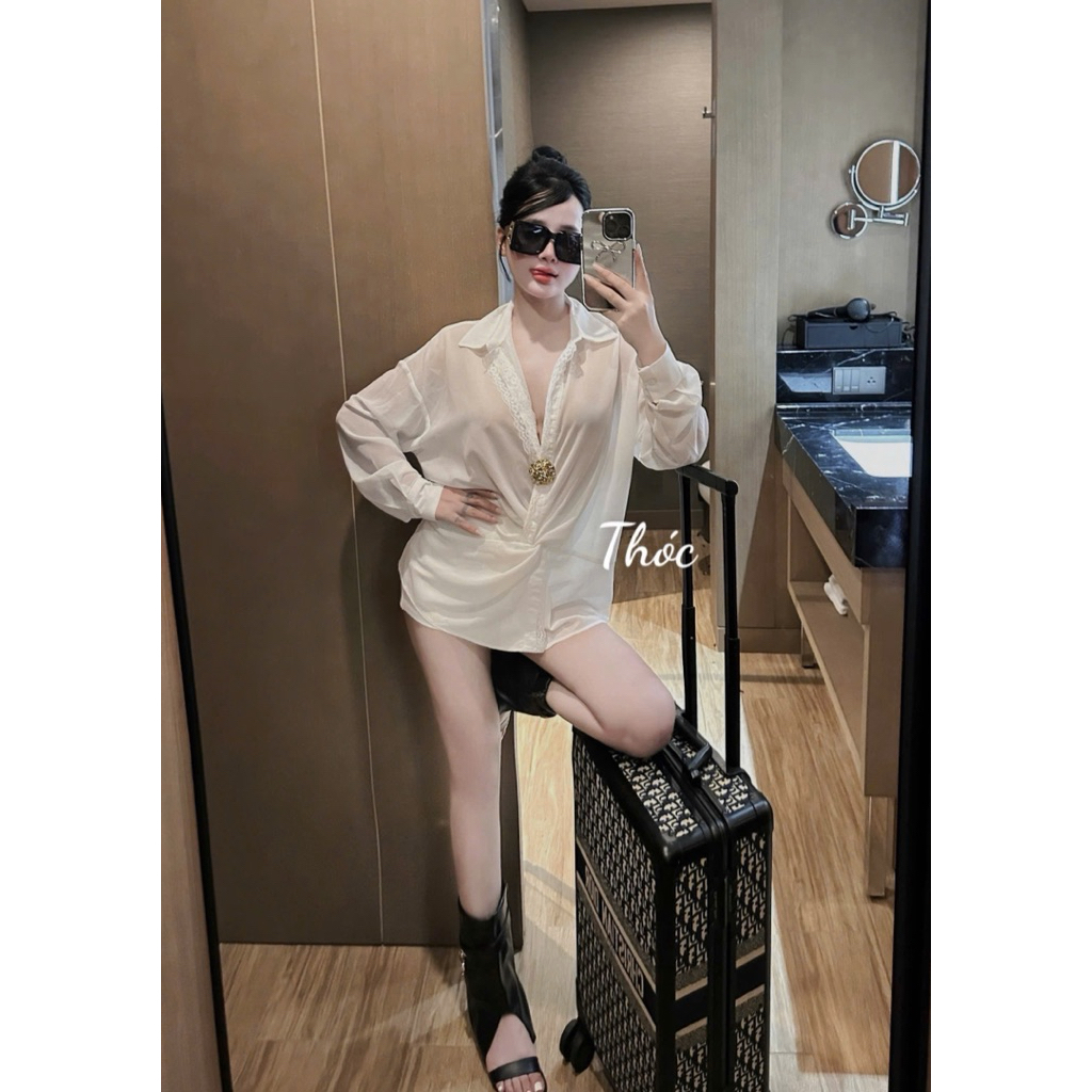 Áo sơmi phối viền ren kèm tag cài xinh