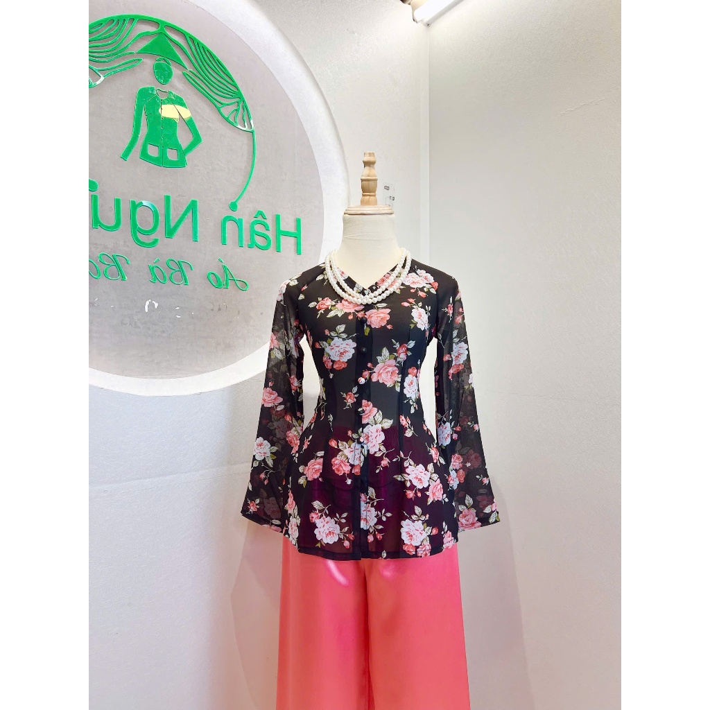 Hân Nguyễn Áo Bà Ba - B.A163 - Áo Bà Ba Voan Hoa ( CHIFFON ) Cổ Tim Dây Kéo Nút Bọc Nụ Tay Dài